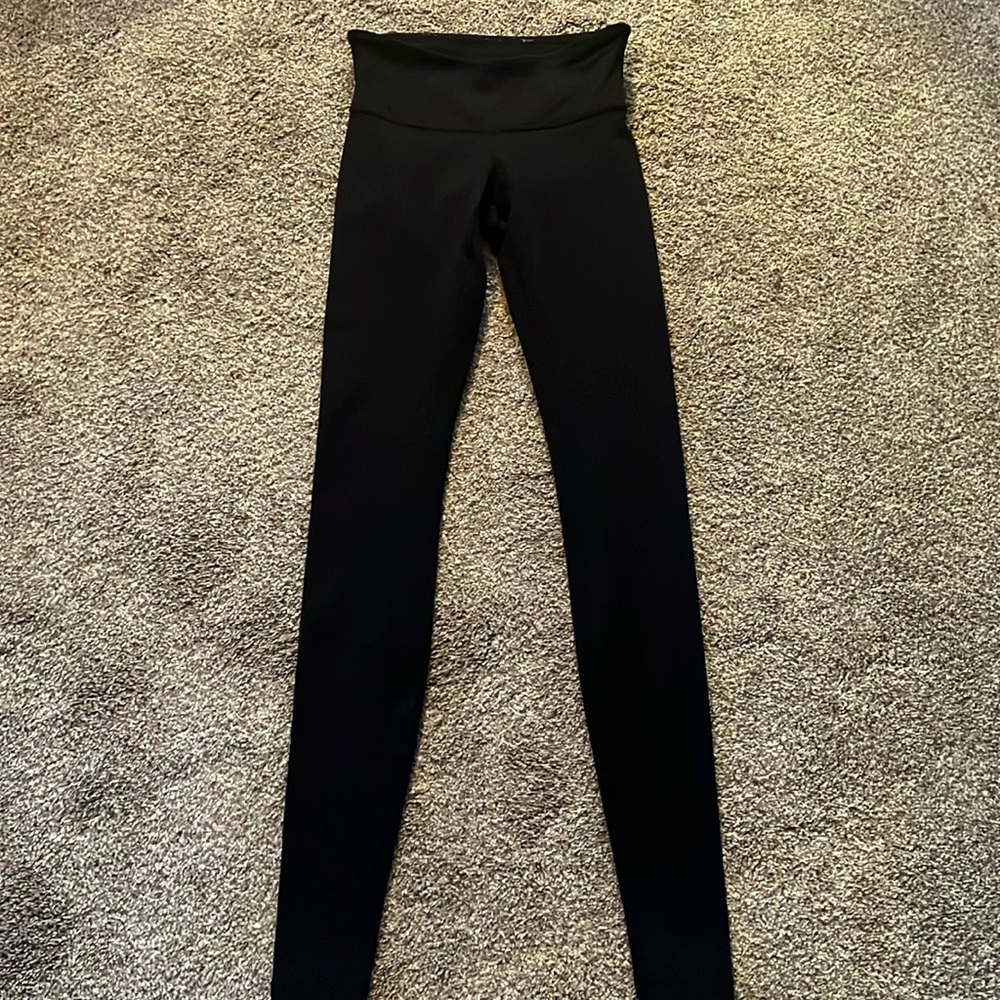 Black Lululemon full length leggings